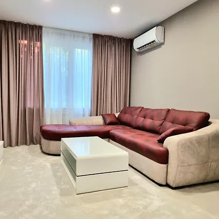 Alexandrovska - Super Centaral Luxury Apartment *